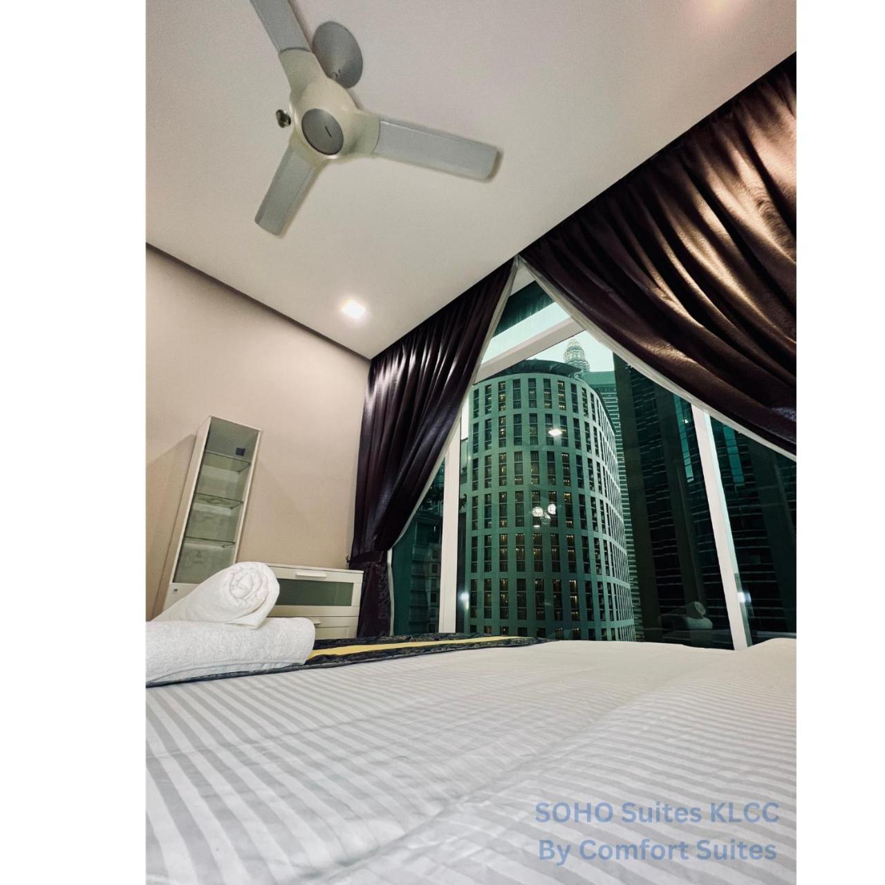 Soho Suites Klcc By Comfort Suites Kuala Lumpur Exterior photo